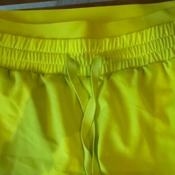 NWT Joy Lab Athlethic Skort/Shorts in Electric Yellow - Women's M - Picture 3 of 7